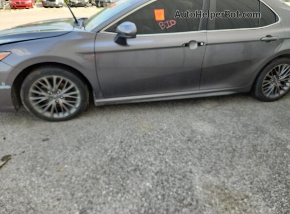 4T1G11AK8LU884103 2020 TOYOTA CAMRY Gray Widok wnętrza 360 stopni