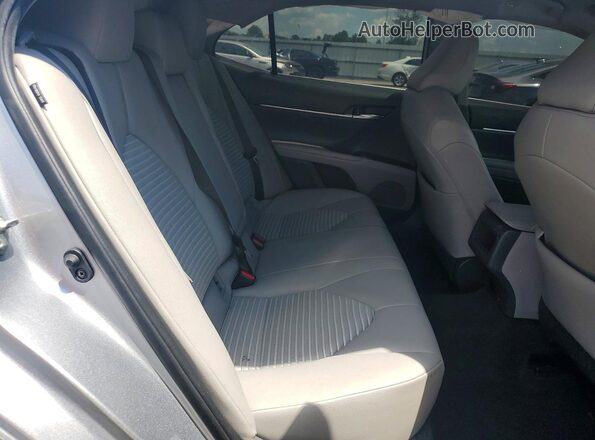 4T1G11AK9LU911082 2020 TOYOTA CAMRY Silver Հետևի նստատեղերի տեսք