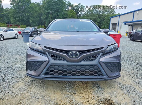 4T1G11AKXMU472802 2021 TOYOTA CAMRY Gray Դիմացի տեսք