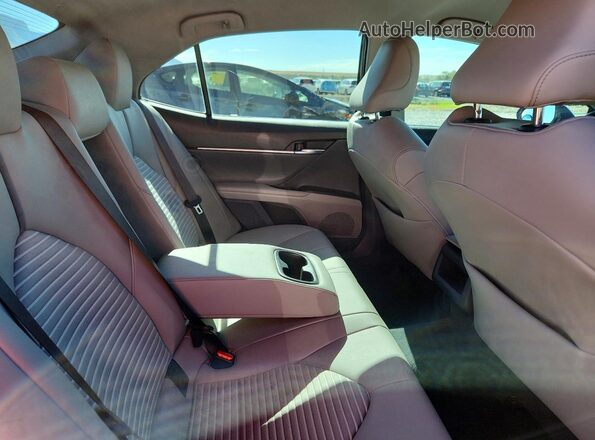 4T1G11BK8NU064962 2022 TOYOTA CAMRY Black Вид задніх сидінь