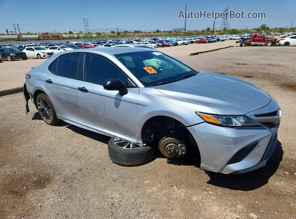 4T1G11BK9LU008364 2020 TOYOTA CAMRY Silver Առջևի աջ