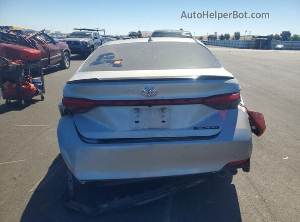 4T1HZ1FB0NU073520 2022 TOYOTA AVALON Серебряный Вид сзади