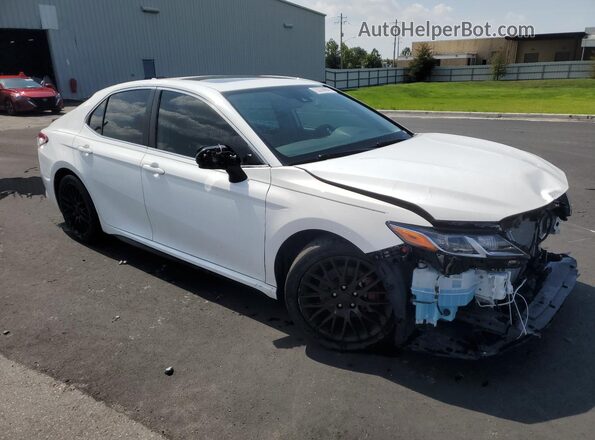4T1J11AK3LU866582 2020 TOYOTA CAMRY White 