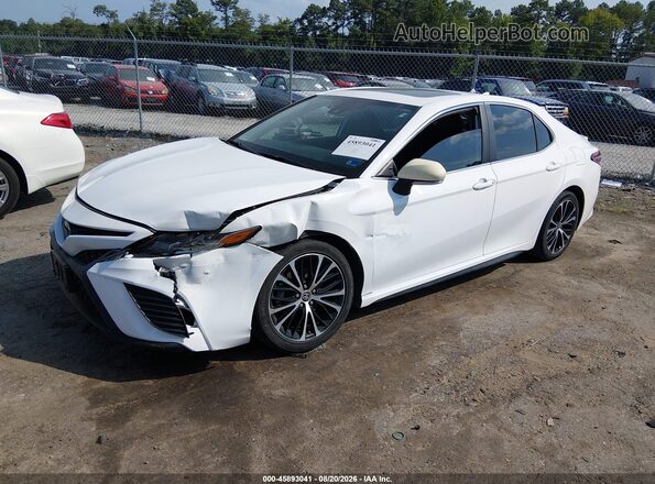 4T1J11AK4LU956971 2020 TOYOTA CAMRY White Vista tres cuartos delantera izquierda