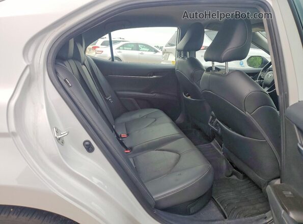 4T1K31AK9RU071477 2024 TOYOTA CAMRY White Rear seats view