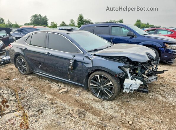 4T1K61AK4LU882702 2020 TOYOTA CAMRY Черный Передняя правая четверть