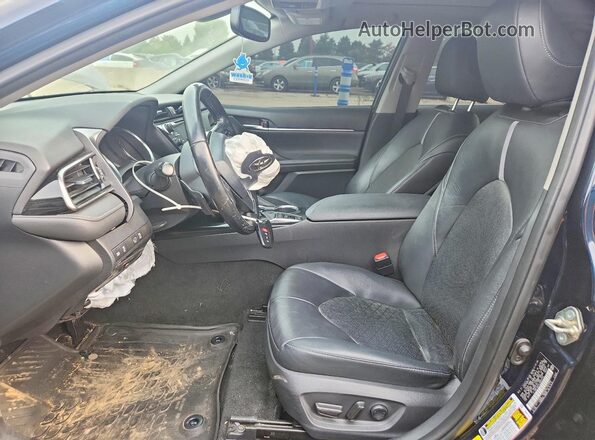 4T1K61AK4LU882702 2020 TOYOTA CAMRY Черный Вид салона спереди