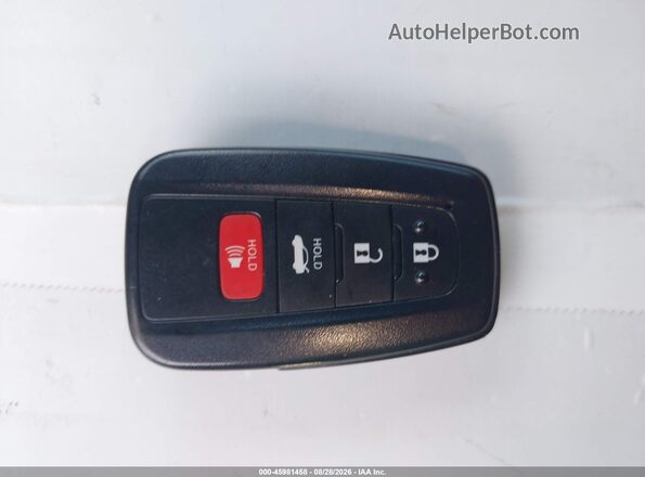 4T1KZ1AK3RU098902 2024 TOYOTA CAMRY Silver Widok deski rozdzielczej