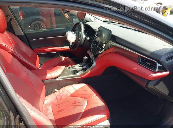 4T1KZ1AK4NU063134 2022 TOYOTA CAMRY Black Widok wnętrza z przodu