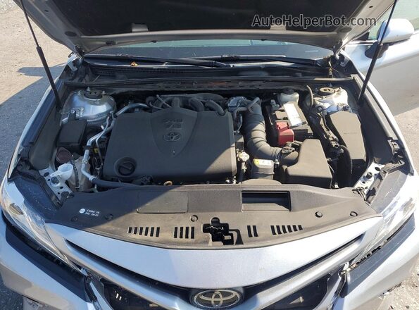 4T1KZ1AK7LU036152 2020 TOYOTA CAMRY Silver უკანა სალონის ხედი