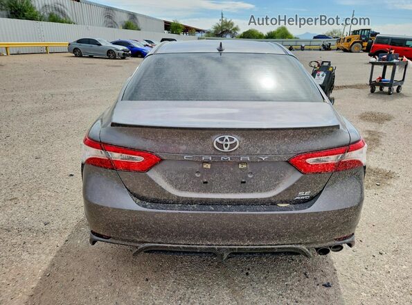 4T1M11BK3LU017919 2020 TOYOTA CAMRY Charcoal Հետևի տեսք