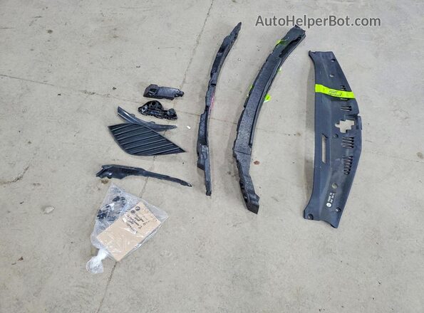 4T1M11BK6LU018966 2020 TOYOTA CAMRY Gray ძრავის განყოფილების ხედი