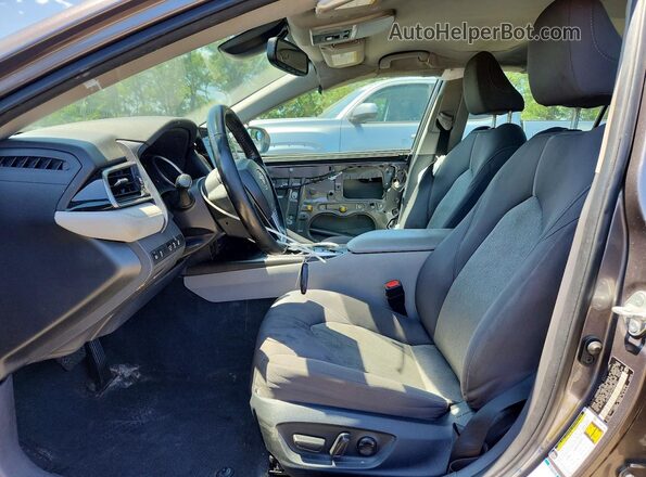 4T1R11BK4PU080653 2023 TOYOTA CAMRY Gray Front interior view