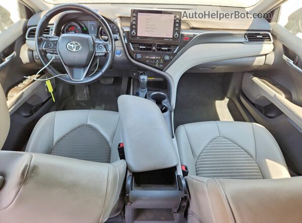 4T1S31AK1MU546743 2021 TOYOTA CAMRY Silver Vista del salpicadero