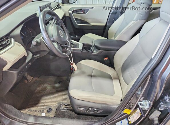 4T3B6RFV1MU033346 2021 TOYOTA RAV4 Charcoal Vista interior delantera
