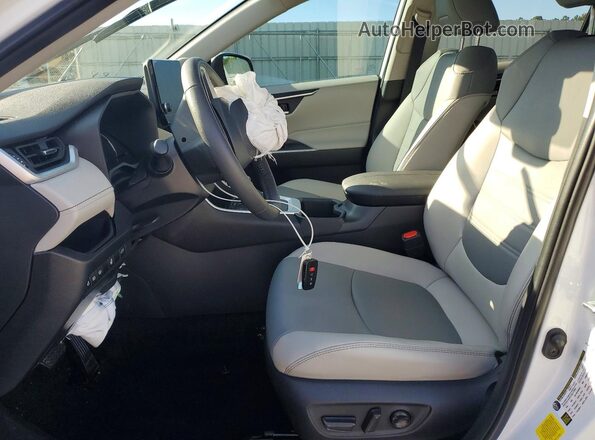 4T3B6RFV2RU140591 2024 TOYOTA RAV4 White წინა სალონის ხედი