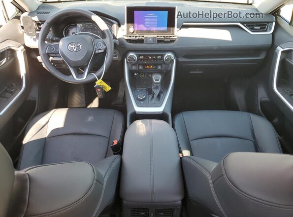 4T3B6RFV5RU149608 2024 TOYOTA RAV4 Синий Вид панели приборов