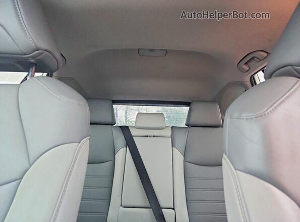 4T3B6RFV8NU076373 2022 TOYOTA RAV4 White Rear seats view