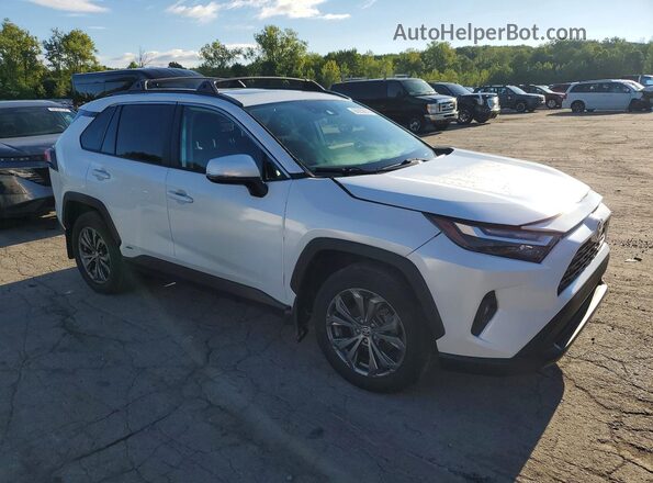 4T3B6RFV9PU135806 2023 TOYOTA RAV4 White Սալոնի դիմացի տեսք