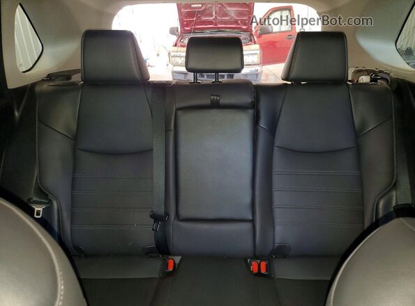 4T3B6RFVXMU056480 2021 TOYOTA RAV4 Silver Rear seats view