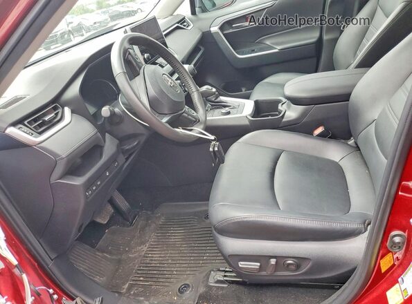 4T3B6RFVXPU114477 2023 TOYOTA RAV4 Red Вид салону спереду