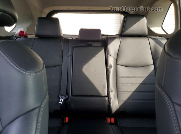 4T3B6RFVXPU114477 2023 TOYOTA RAV4 Red Вид задніх сидінь