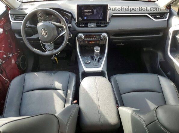 4T3B6RFVXPU114477 2023 TOYOTA RAV4 Red Вид панелі приладів