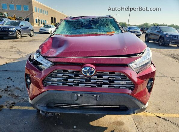 4T3D6RFV0NU082208 2022 TOYOTA RAV4 Red Widok z przodu
