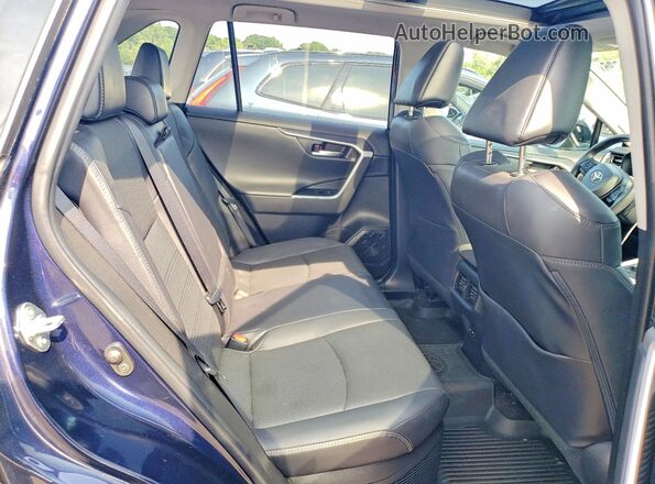 4T3D6RFV7NU086157 2022 TOYOTA RAV4 Blue Вид задніх сидінь