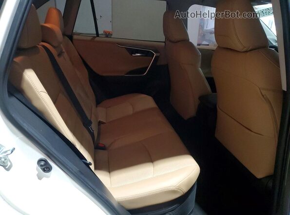 4T3D6RFVXMU034777 2021 TOYOTA RAV4 White Vista interior trasera