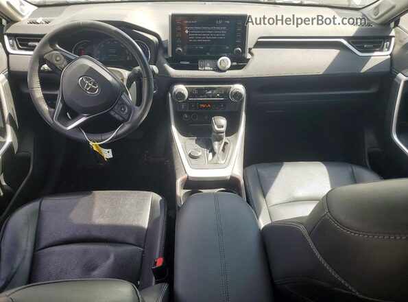 4T3DWRFV7LU006076 2020 TOYOTA RAV4 White Widok deski rozdzielczej