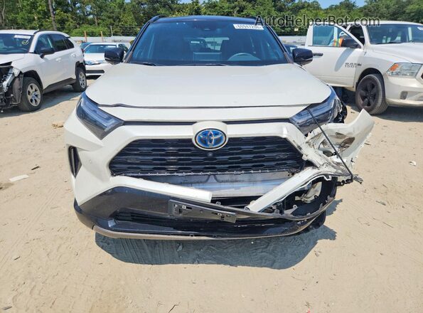 4T3E6RFV5NU076988 2022 TOYOTA RAV4 White Front view