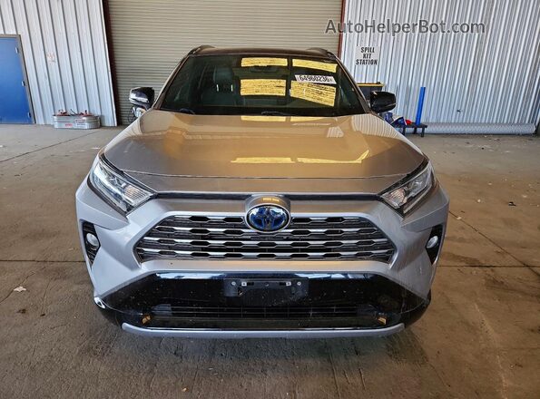 4T3E6RFV6MU060247 2021 TOYOTA RAV4 Silver Widok z przodu