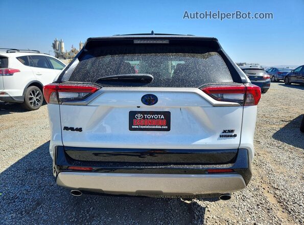 4T3E6RFV6RU150943 2024 TOYOTA RAV4 White Widok z tyłu