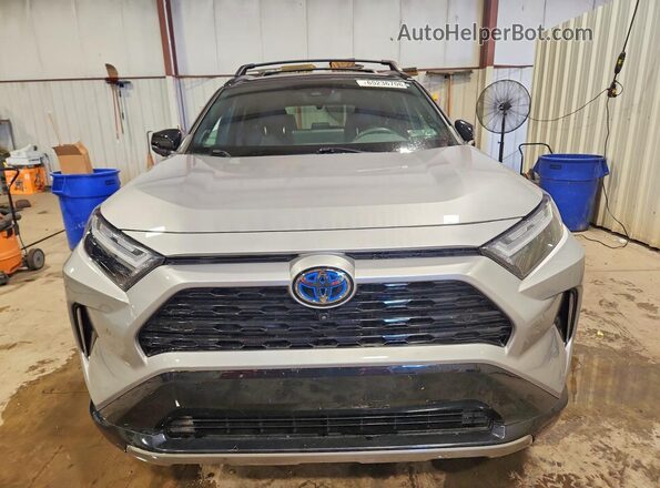 4T3E6RFV9PU126164 2023 TOYOTA RAV4 Серебряный Вид спереди