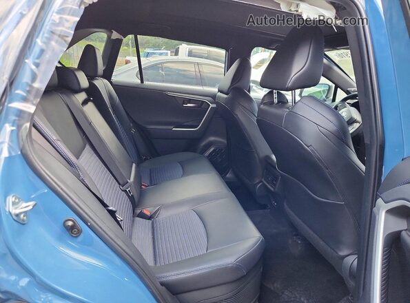 4T3E6RFV9RU163623 2024 TOYOTA RAV4 Blue Widok wnętrza z tyłu