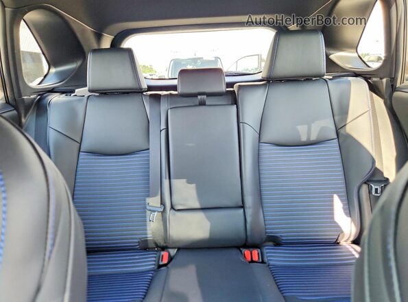 4T3E6RFV9RU174525 2024 TOYOTA RAV4 Gray Vista de los asientos traseros