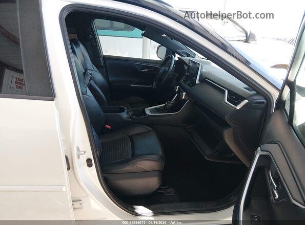 4T3EWRFV4LU007612 2020 TOYOTA RAV4 HYBRID White Front interior view