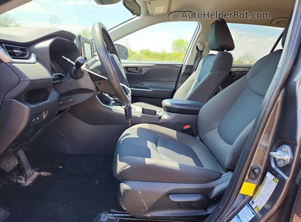 4T3LWRFV0NU079191 2022 TOYOTA RAV4 Gray Front interior view