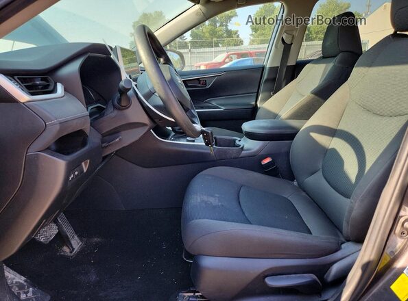 4T3LWRFV3RU154004 2024 TOYOTA RAV4 Gray Vista interior delantera