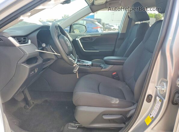 4T3LWRFV6RU145037 2024 TOYOTA RAV4 White წინა სალონის ხედი