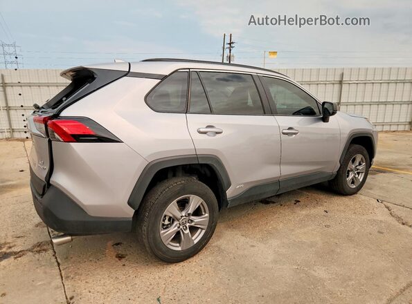4T3LWRFV6RU154207 2024 TOYOTA RAV4 Silver Հետևի աջ