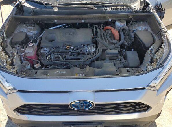 4T3MWRFV4RU134994 2024 TOYOTA RAV4 Серебряный Вид задней части салона