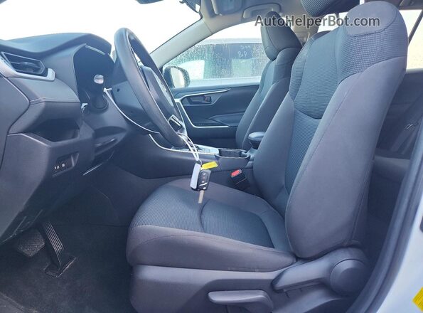 4T3MWRFV9PU088477 2023 TOYOTA RAV4 White Front interior view