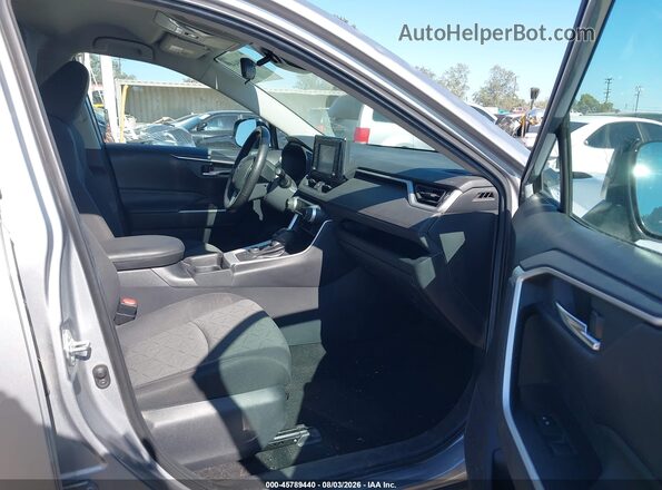 4T3R6RFV5MU016905 2021 TOYOTA RAV4 HYBRID Silver Front interior view