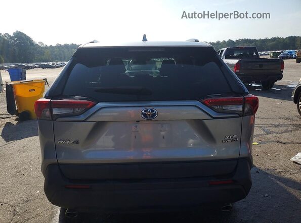 4T3R6RFV7LU002020 2020 TOYOTA RAV4 Серебряный Вид сзади