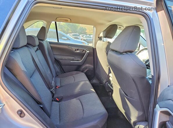 4T3RWRFV0NU075989 2022 TOYOTA RAV4 Gray უკანა სალონის ხედი