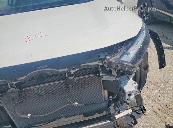 4T3RWRFV0NU076141 2022 TOYOTA RAV4 White Widok wnętrza z tyłu
