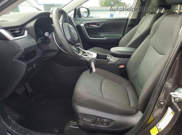 4T3RWRFV0RU110617 2024 TOYOTA RAV4 Gray Вид салону спереду