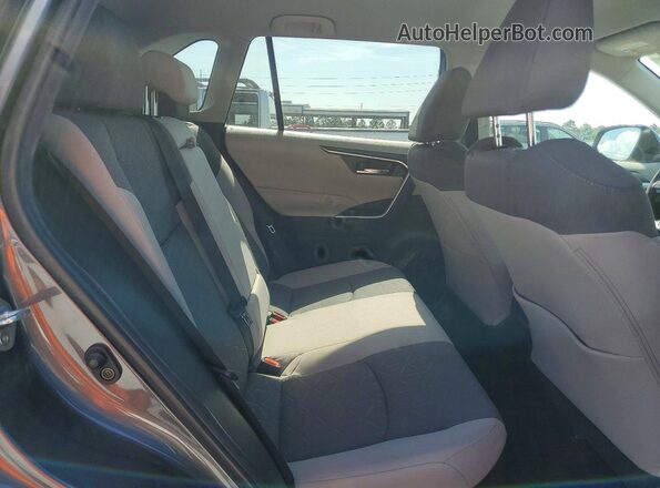 4T3RWRFV1NU061261 2022 TOYOTA RAV4 Gray Սալոնի հետևի տեսք